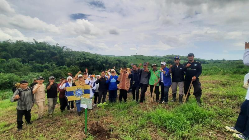 IKA Unair Tulungagung Kolaboraksi Penghijauan Tulungagung Selatan Geosite Goa Tenggar